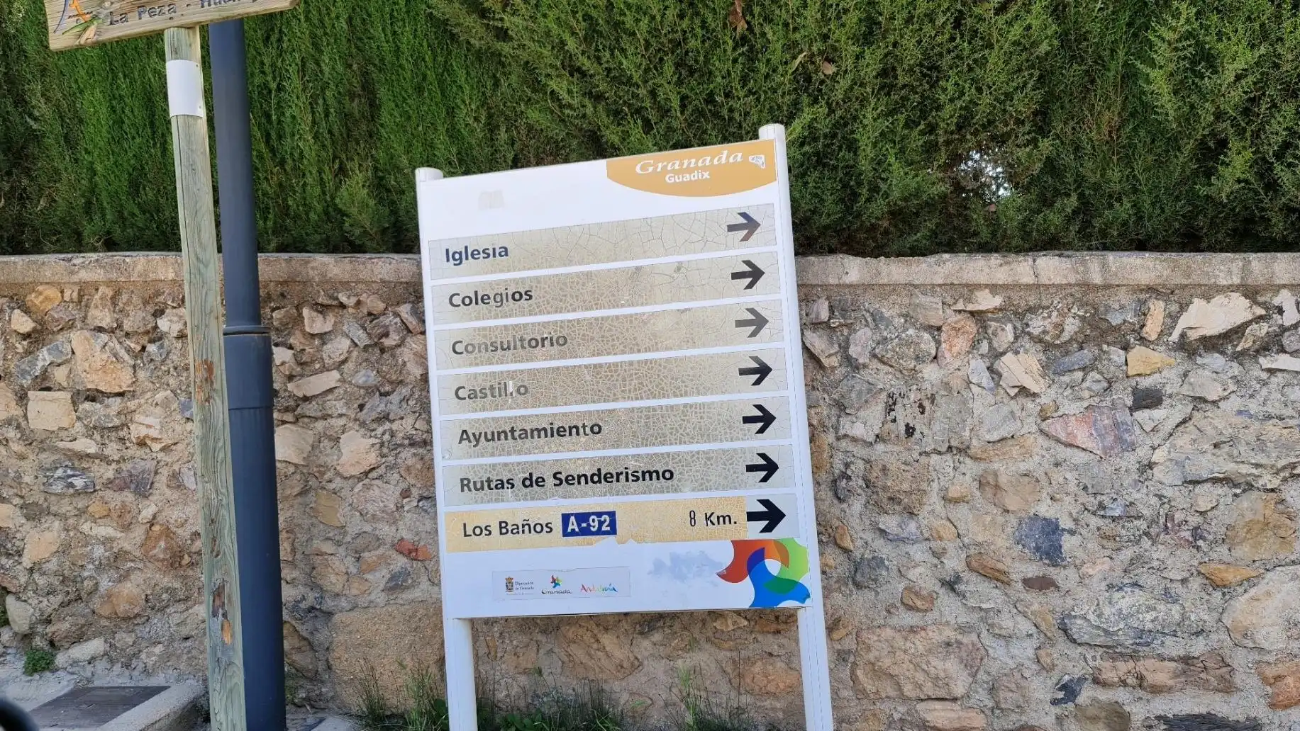 Vista exterior de Casa o xalet en venda en La Peza amb Calefacció, Jardí privat i Terrassa