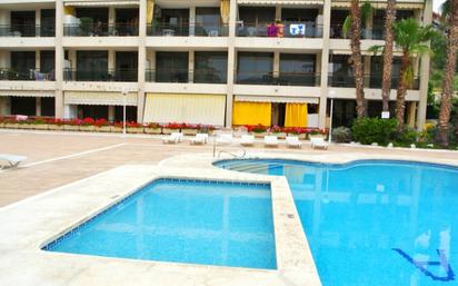 Piscina de Apartament en venda en Calella amb Jardí privat, Terrassa i Piscina