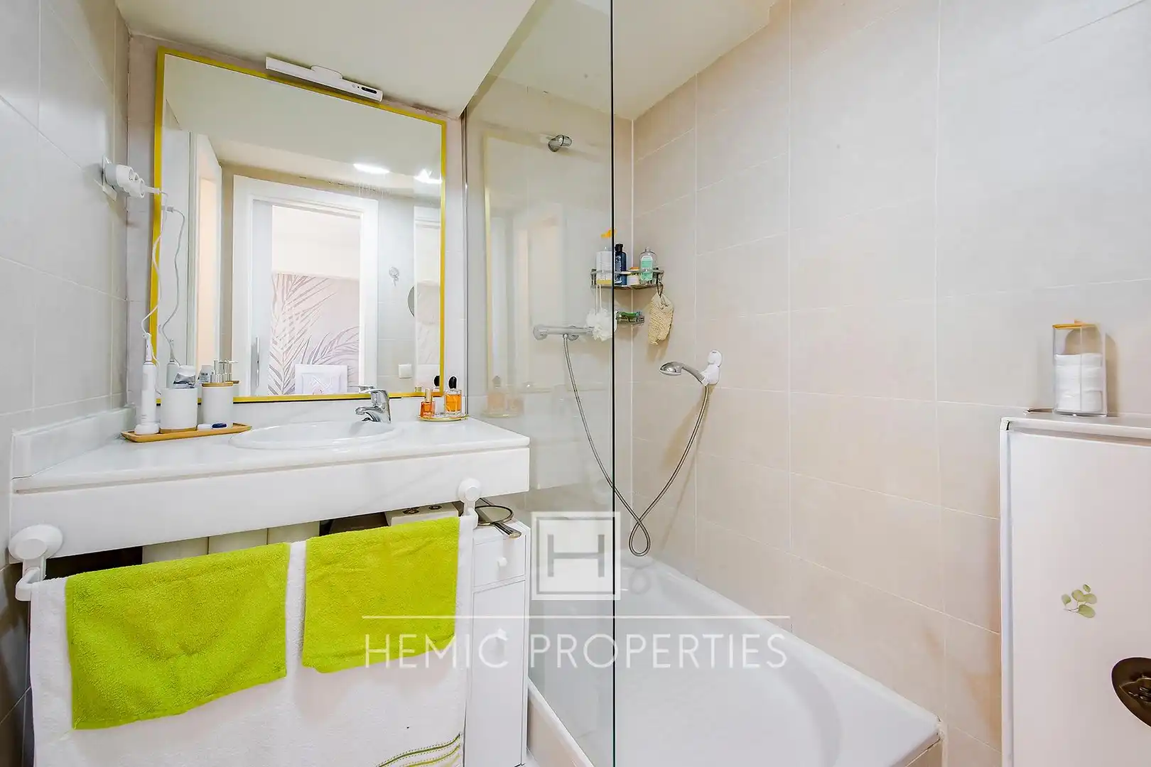 Badezimmer von Dachboden zum Verkauf in Tres Cantos mit Klimaanlage, Privatgarten und Terrasse