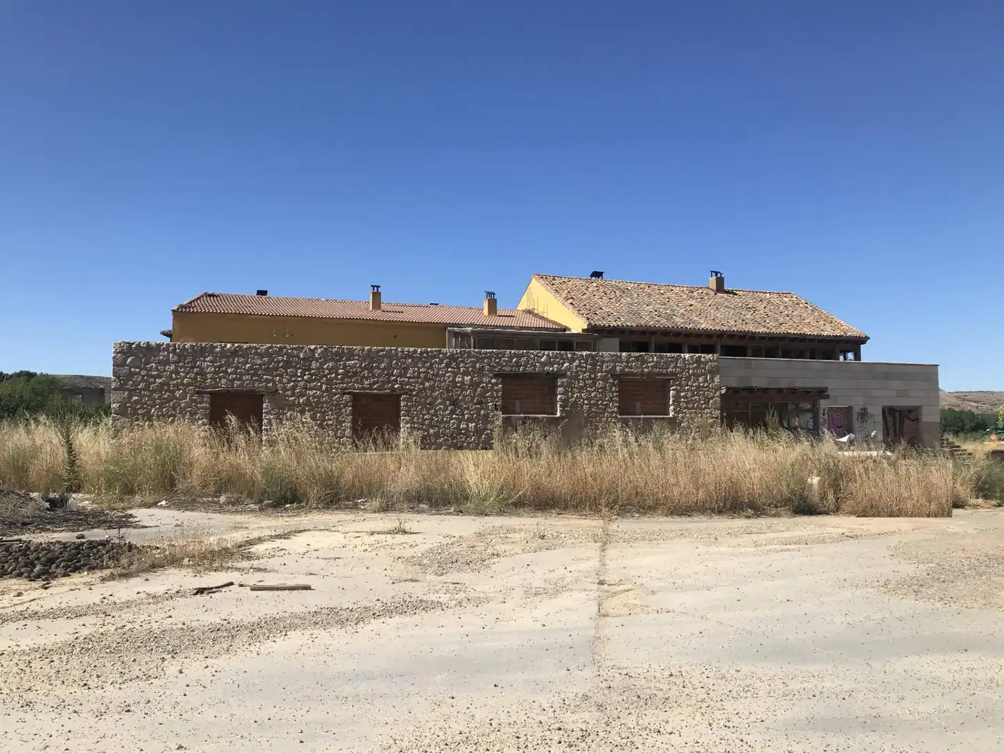 Vista exterior de Edificio en venta en Olmos de Peñafiel