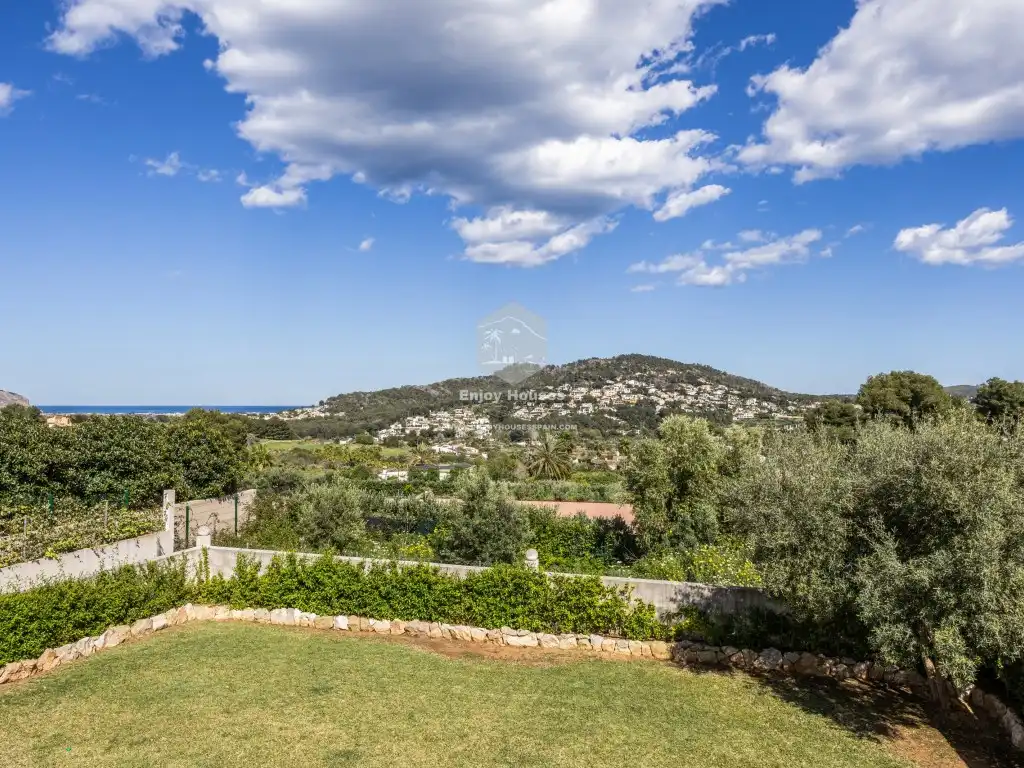 Houses for sale in Camino Tarraulla, Partides comunes - Adsubia