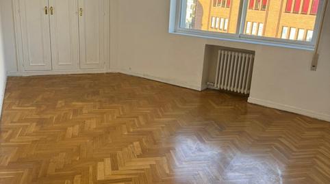 Photo 4 of Apartment to rent in Calle de María de Molina, Centro, Valladolid