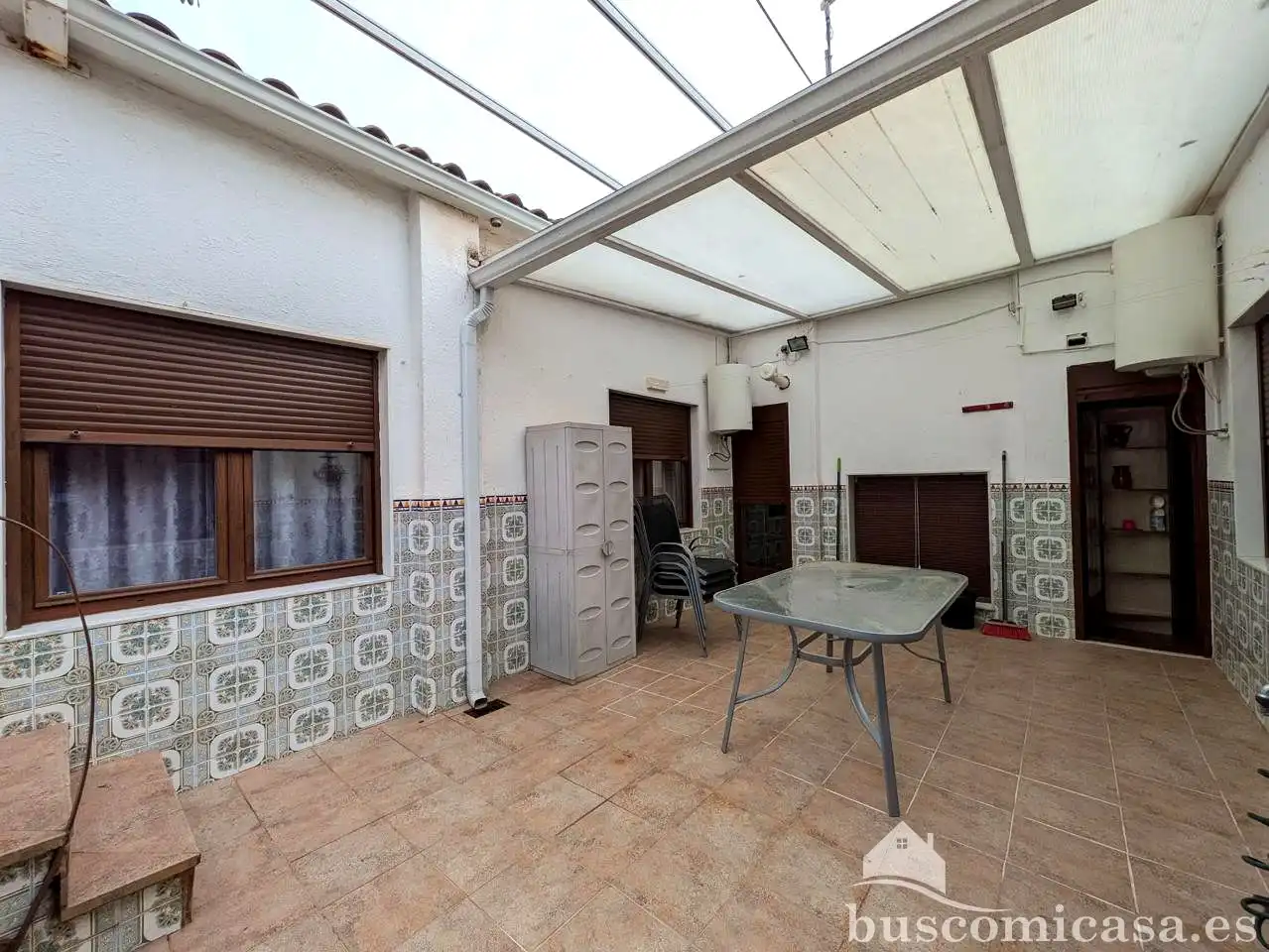Jardí de Casa o xalet en venda en Linares amb Aire condicionat, Terrassa i Balcó