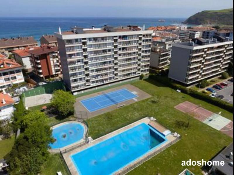 Swimming pool of Loft to rent in Zarautz  with Heating