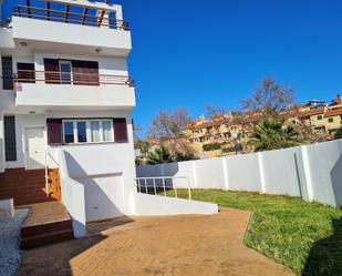 Exterior view of Single-family semi-detached for sale in La Línea de la Concepción  with Private garden, Terrace and Alarm