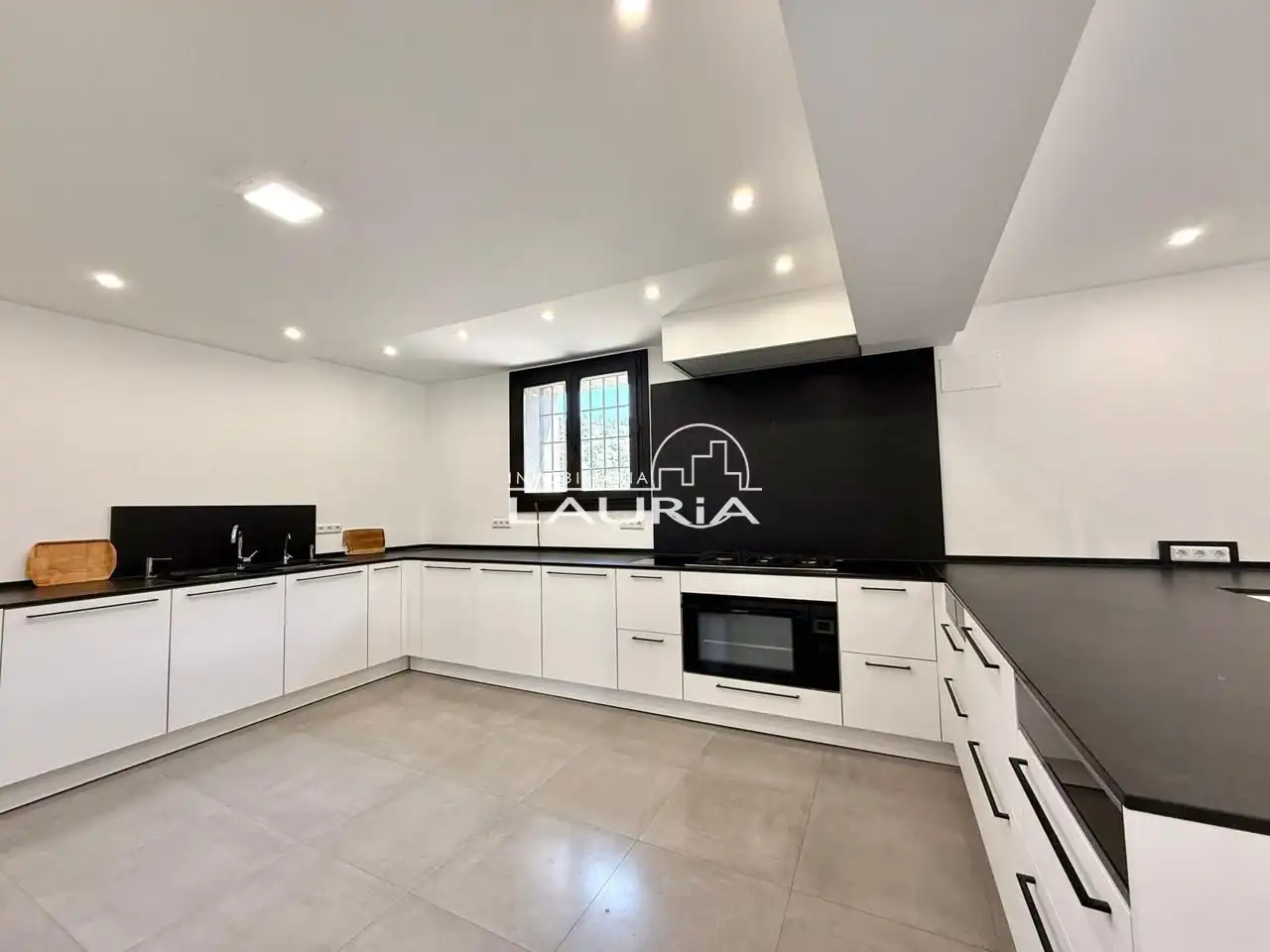 Cocina de Finca rústica en venta en Teruel con Calefacción, Jardín privado y Terraza
