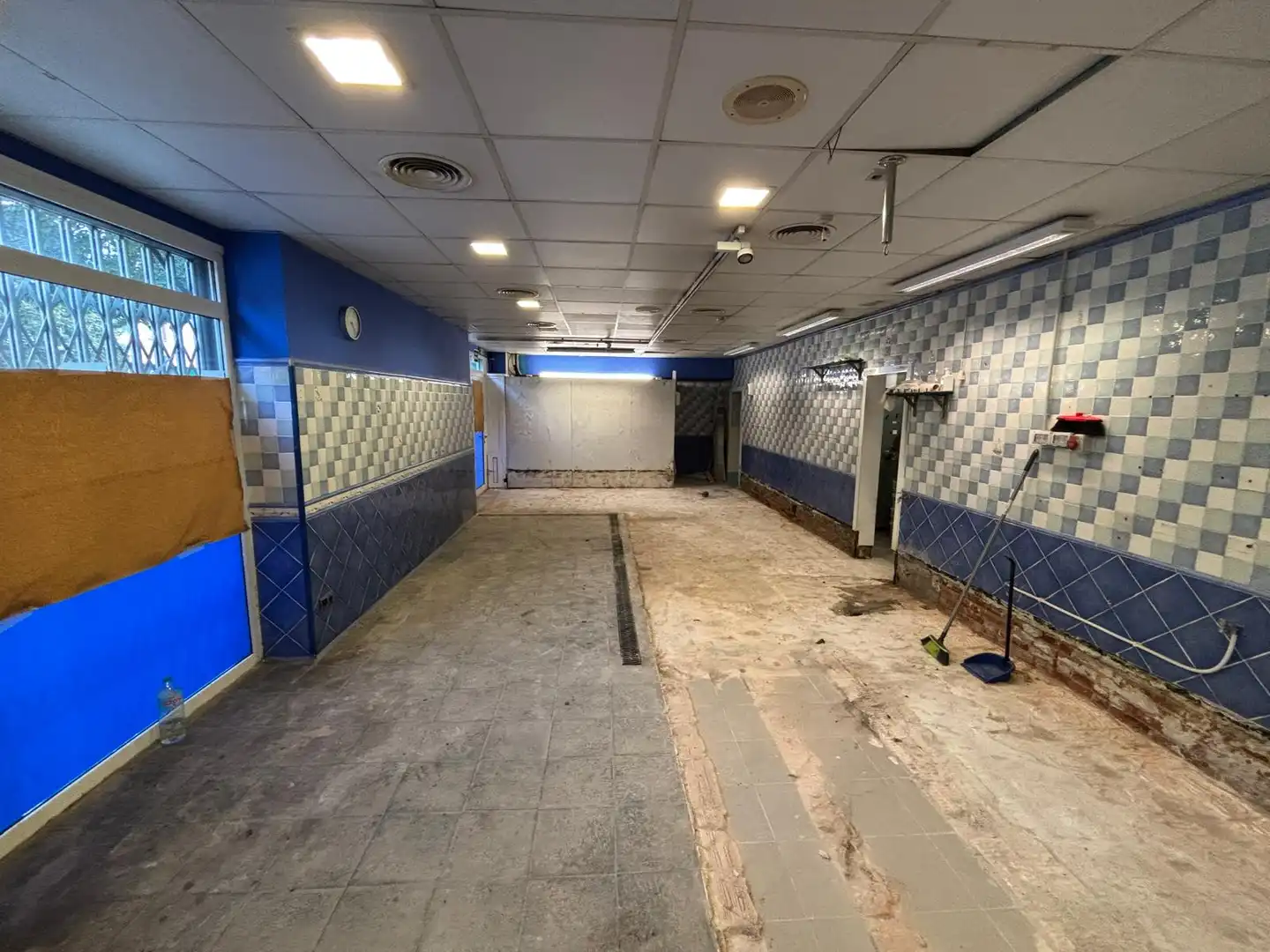 Local comercial de lloguer a Passeig Cristòfol Colom 32, imagen 4