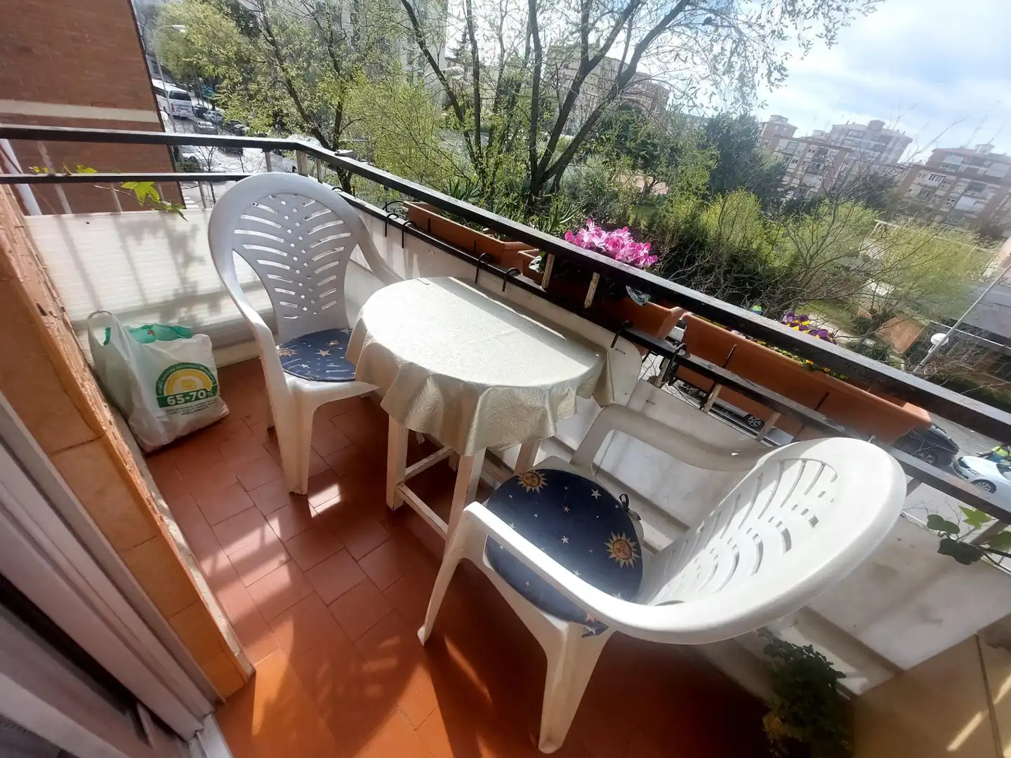 Terraza de Piso en venta en Madrid con Calefacción, Terraza y Amueblado