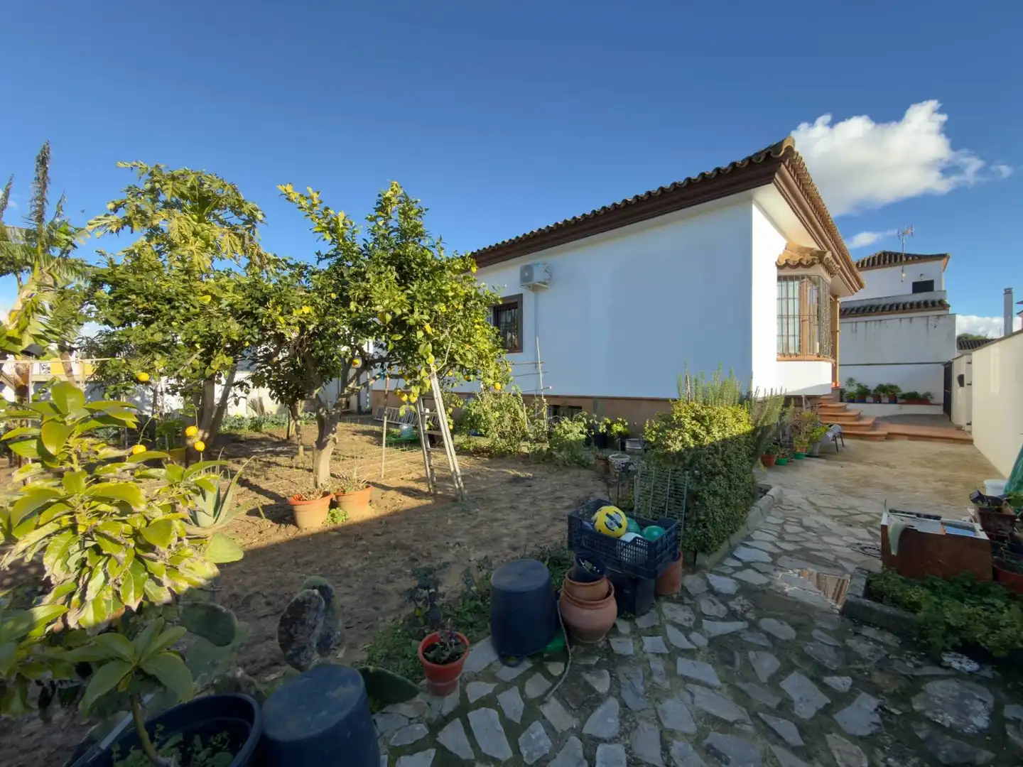 Chalet con jardín en venta en Medina Sidonia