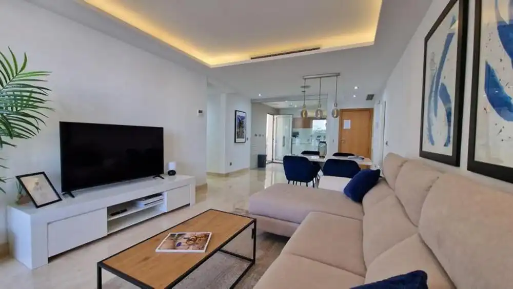 Penthouse with pool for sale in San Pedro de Alcántara