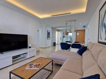 Penthouse with pool for sale in San Pedro de Alcántara