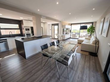 Appartamento con balcone in vendita a Avenida Europa