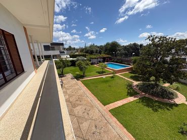 Detached house with pool for sale in Norte-Sierra