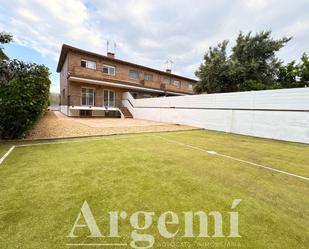 Single-family semi-detached to rent in Palau-solità i Plegamans