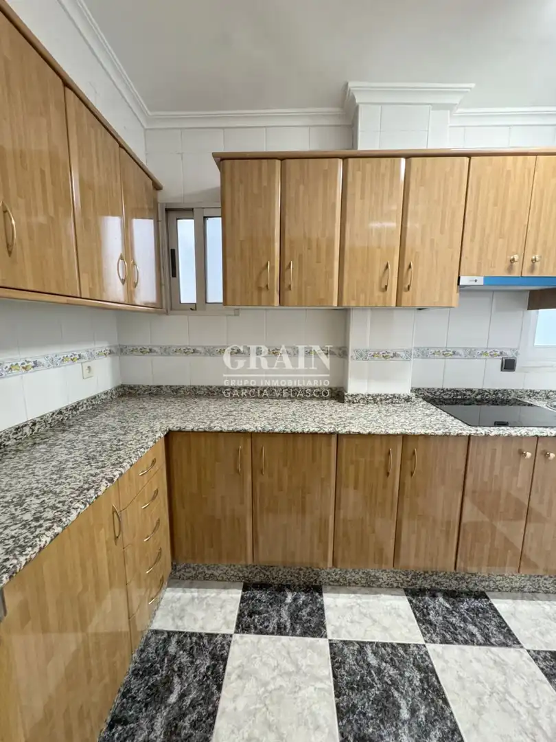 Kitchen of Apartments for rent in Albacete  with Heating