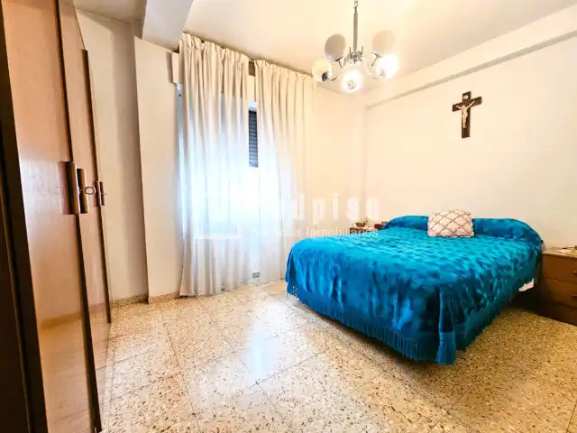 Bedroom of Flat for sale in Parla