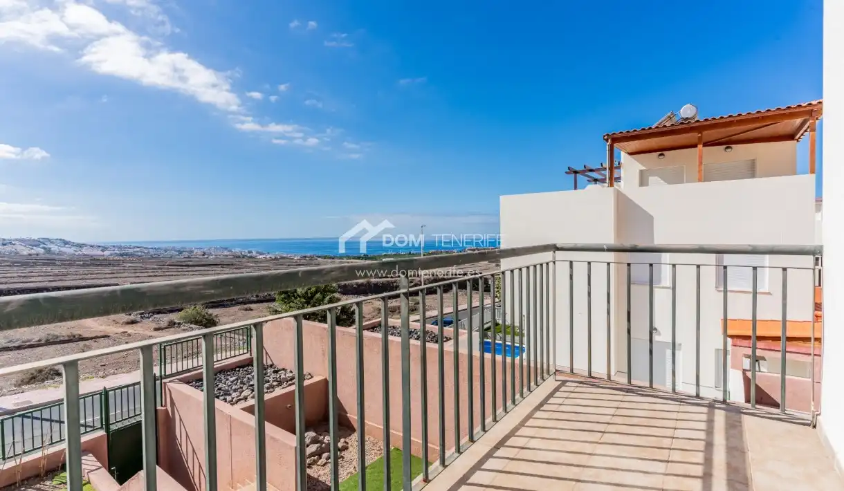 Vista exterior de Casa o chalet de alquiler en Adeje con Terraza, Amueblado y Horno