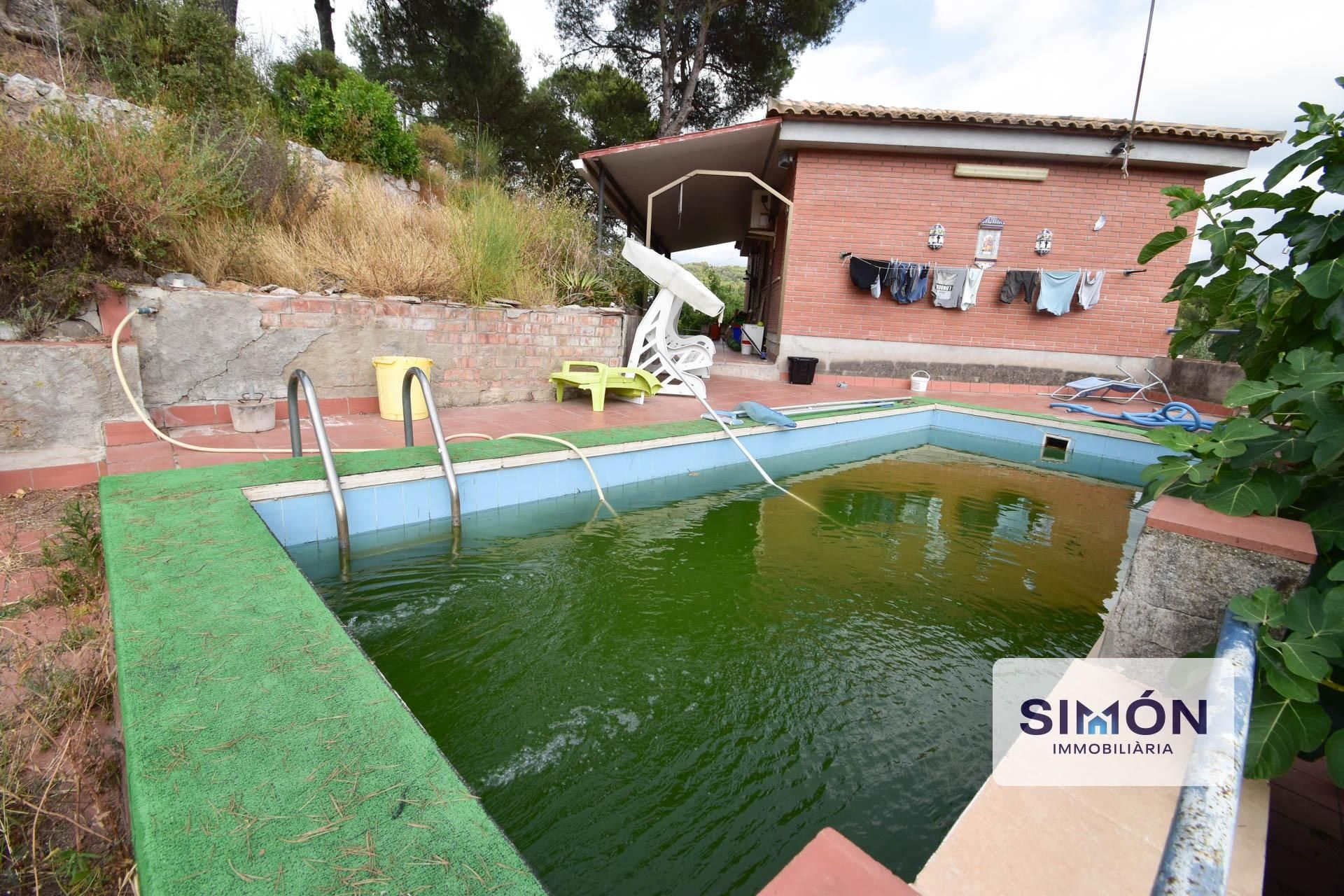 Swimming pool of House or chalet for sale in Rellinars  with Air Conditioner, Private garden and Terrace