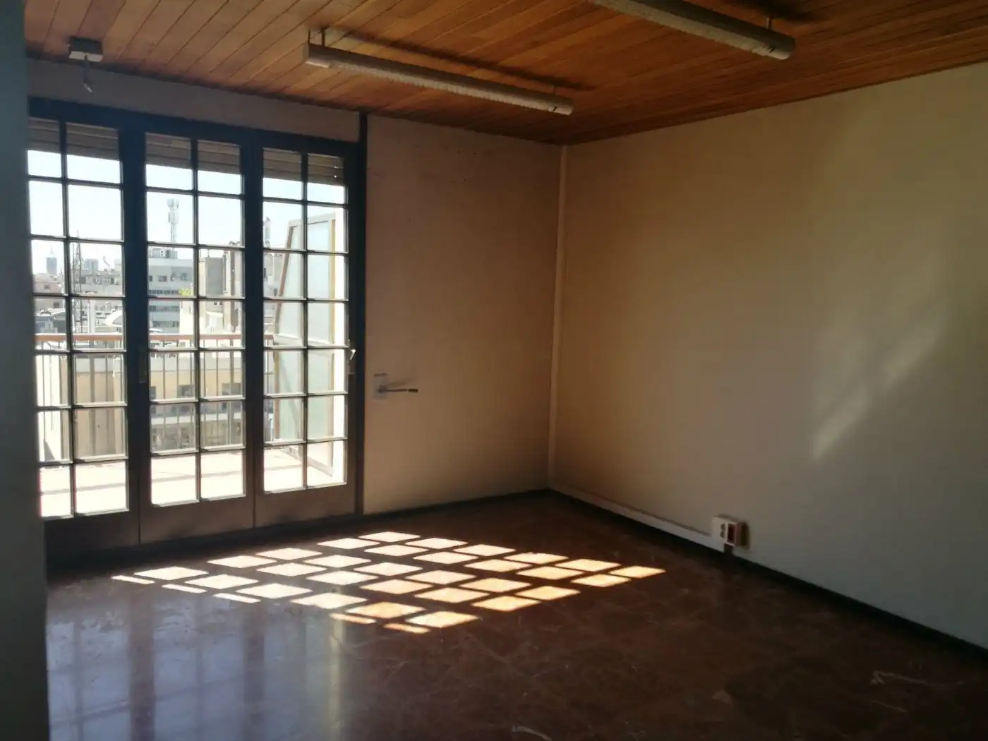 Büro zur Miete in Barcelona mit Klimaanlage und Heizung