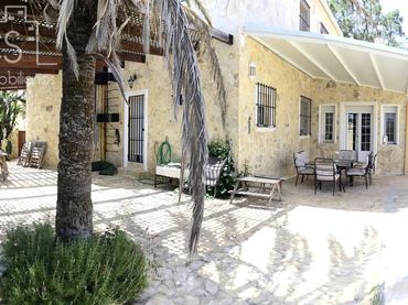 Villa con piscina in vendita a Lepe