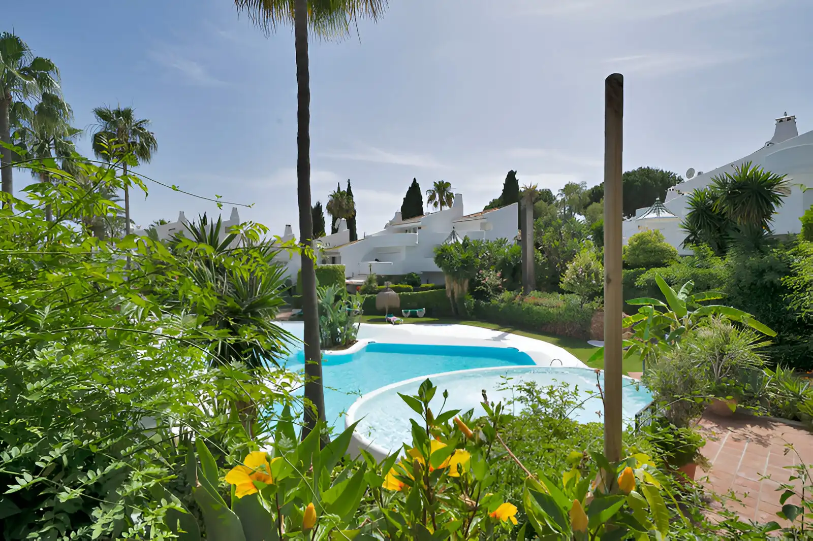 Adossat amb piscina en venda a Milla de Oro, imagen 25