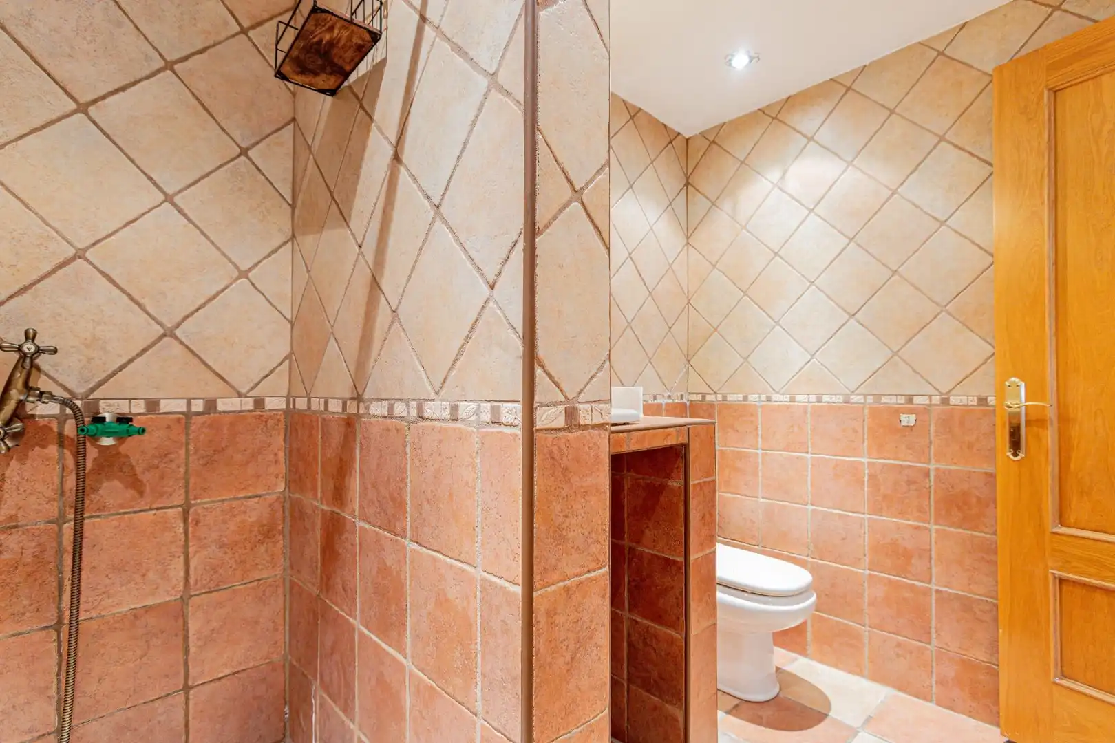 Bathroom of Houses for sale in Guadalix de la Sierra  with Heating, Terrace and Swimming Pool