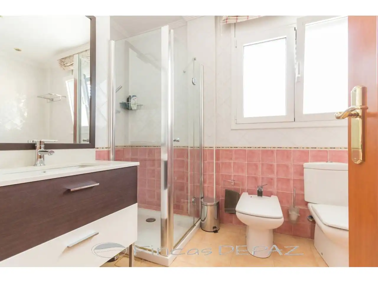 Baño de Casa o chalet en venta en Castelldefels con Aire acondicionado, Calefacción y Jardín privado