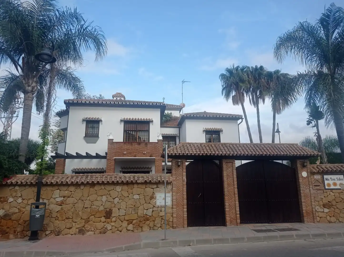 Villa mit Pool zum Verkauf in Calle Río Guaro 20