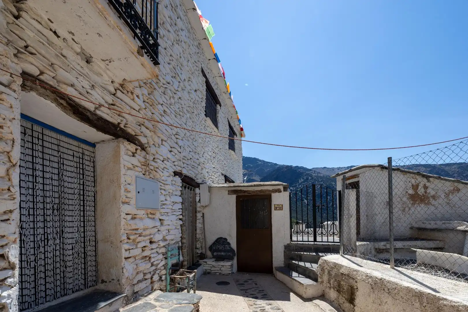 Vista exterior de Casa o chalet en venta en Trevélez con Amueblado