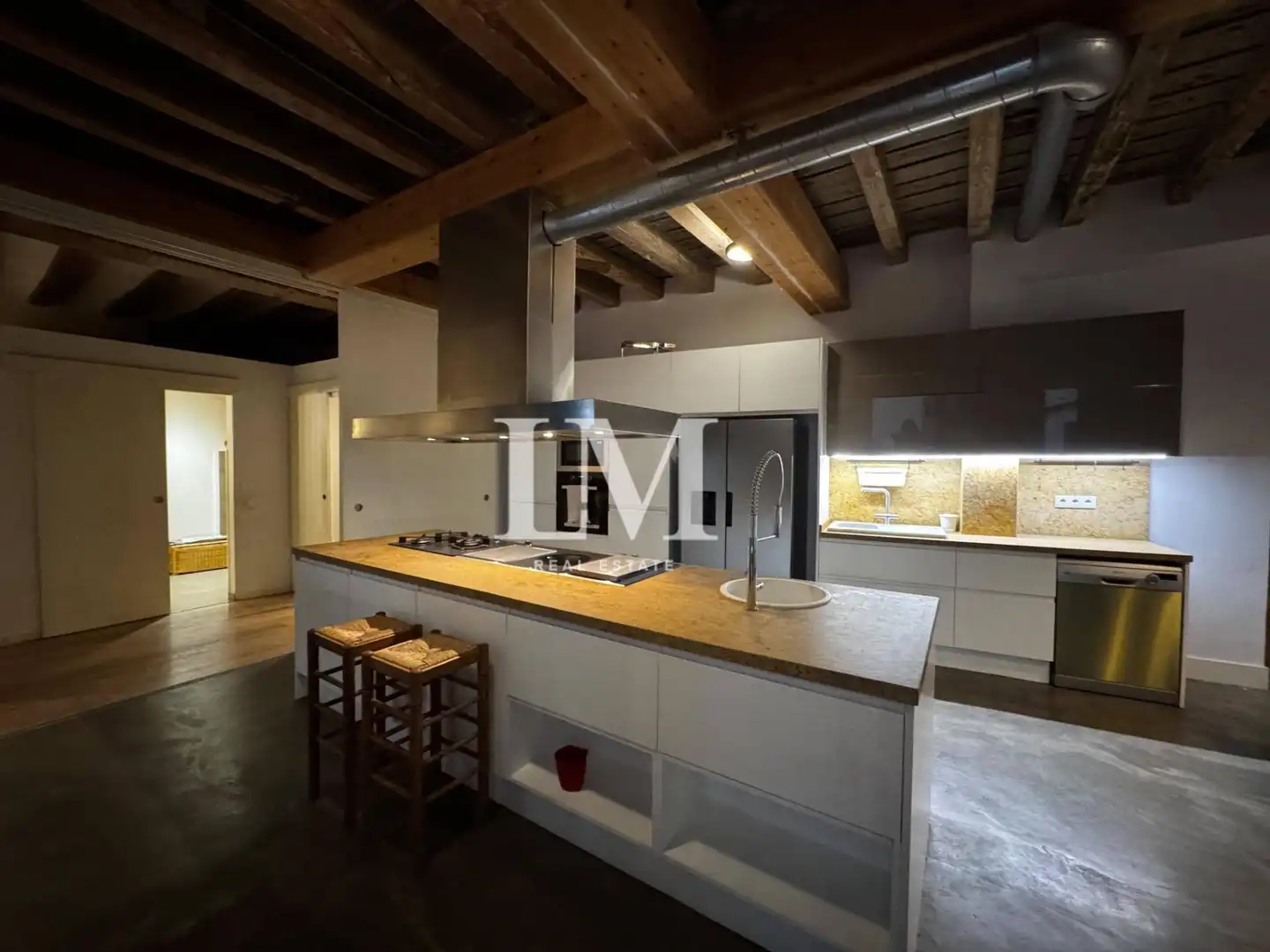 Kitchen of Apartments for rent in Ciutat Vella