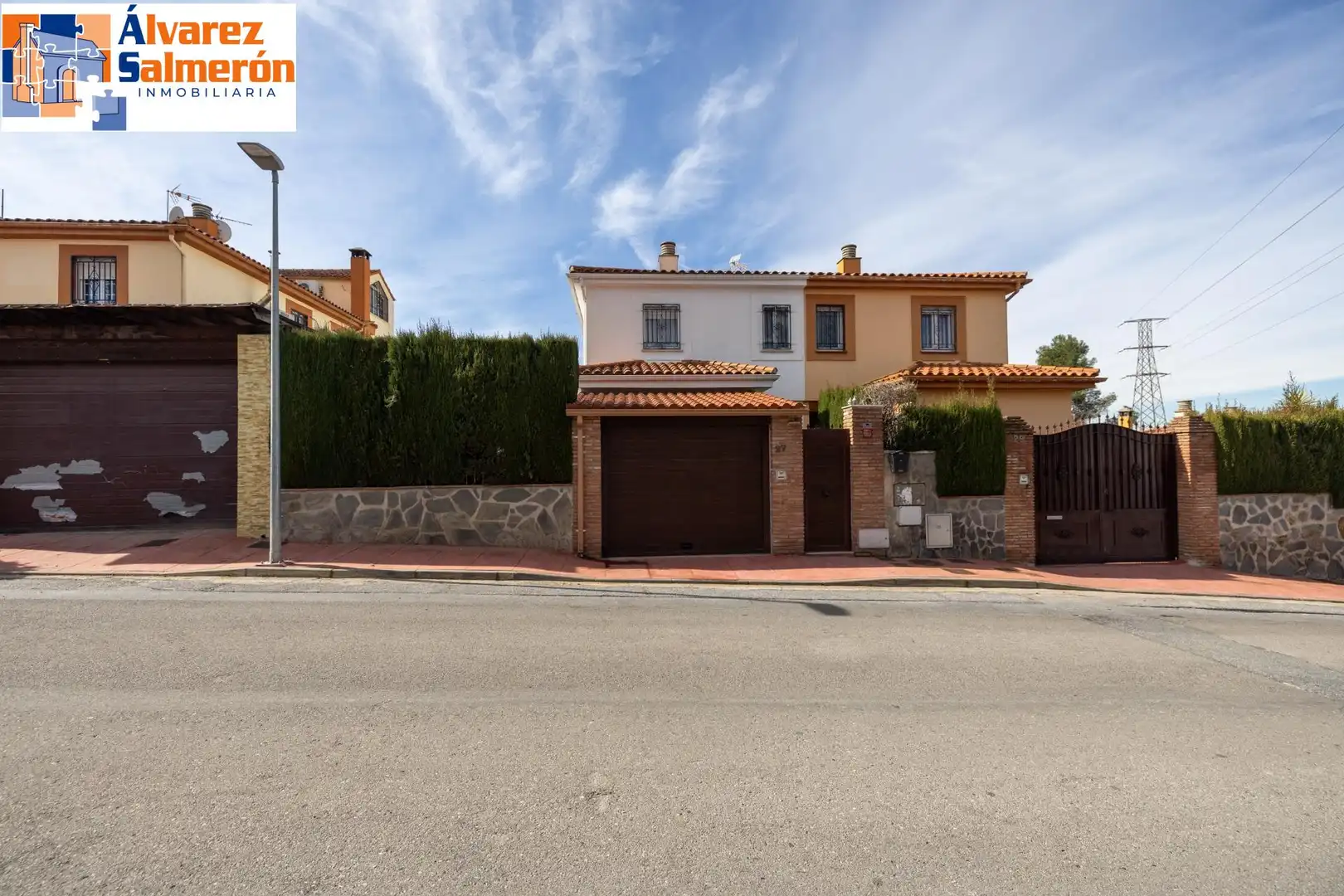 Maison jumelée avec terrasse à vendre à Calle MIMBRES UR.MONTELUZ, imagen 2