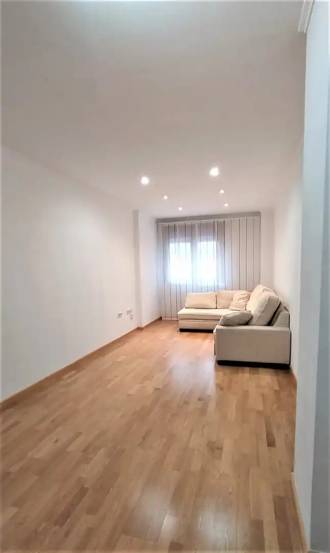 Appartement avec piscine à louer à MADAMME CURIE, imagen 13