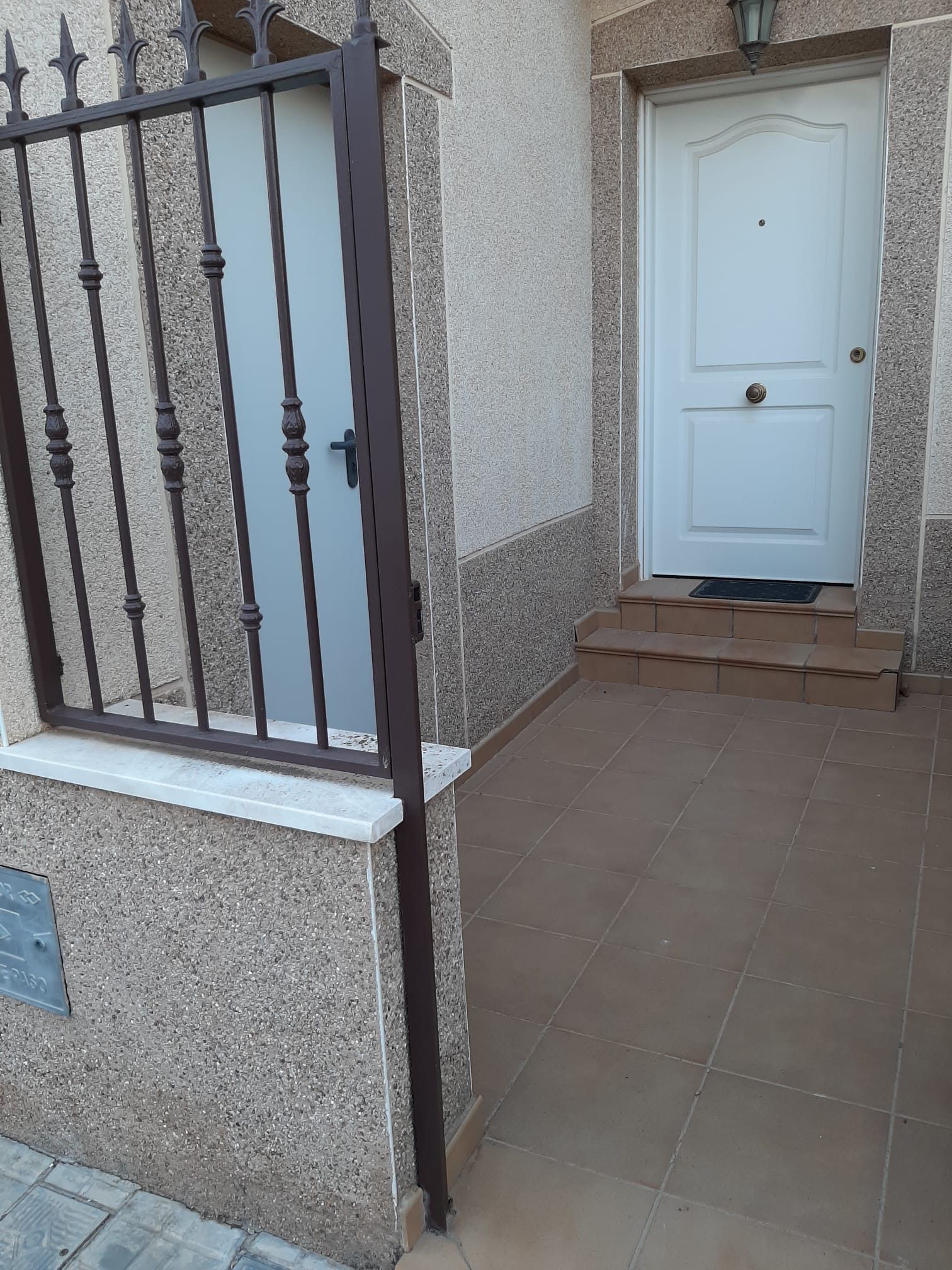 Single-family semi-detached for sale in La Guardia  with Heating, Parquet flooring and Swimming Pool