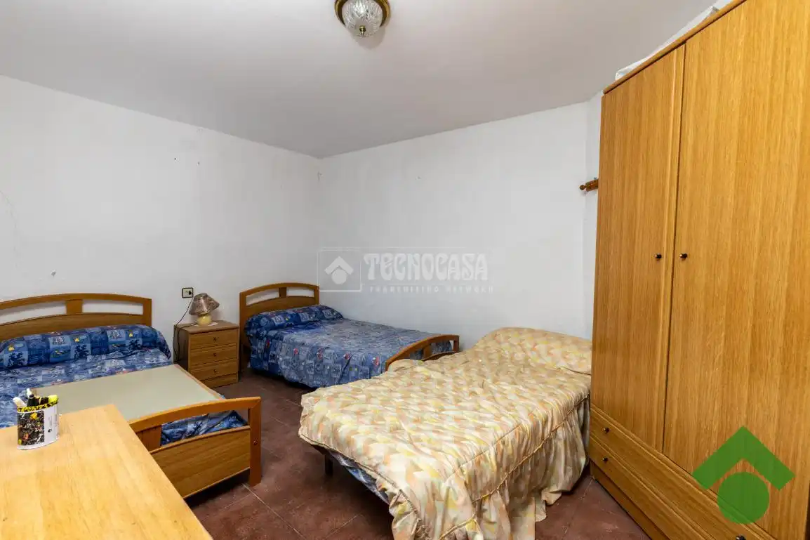 Habitación de Casa adosada en venta en Colomera con Terraza