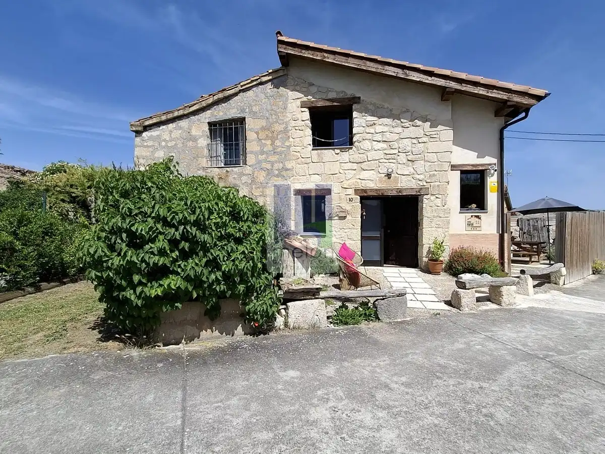 Vista exterior de Casa o chalet en venta en Rublacedo de Abajo