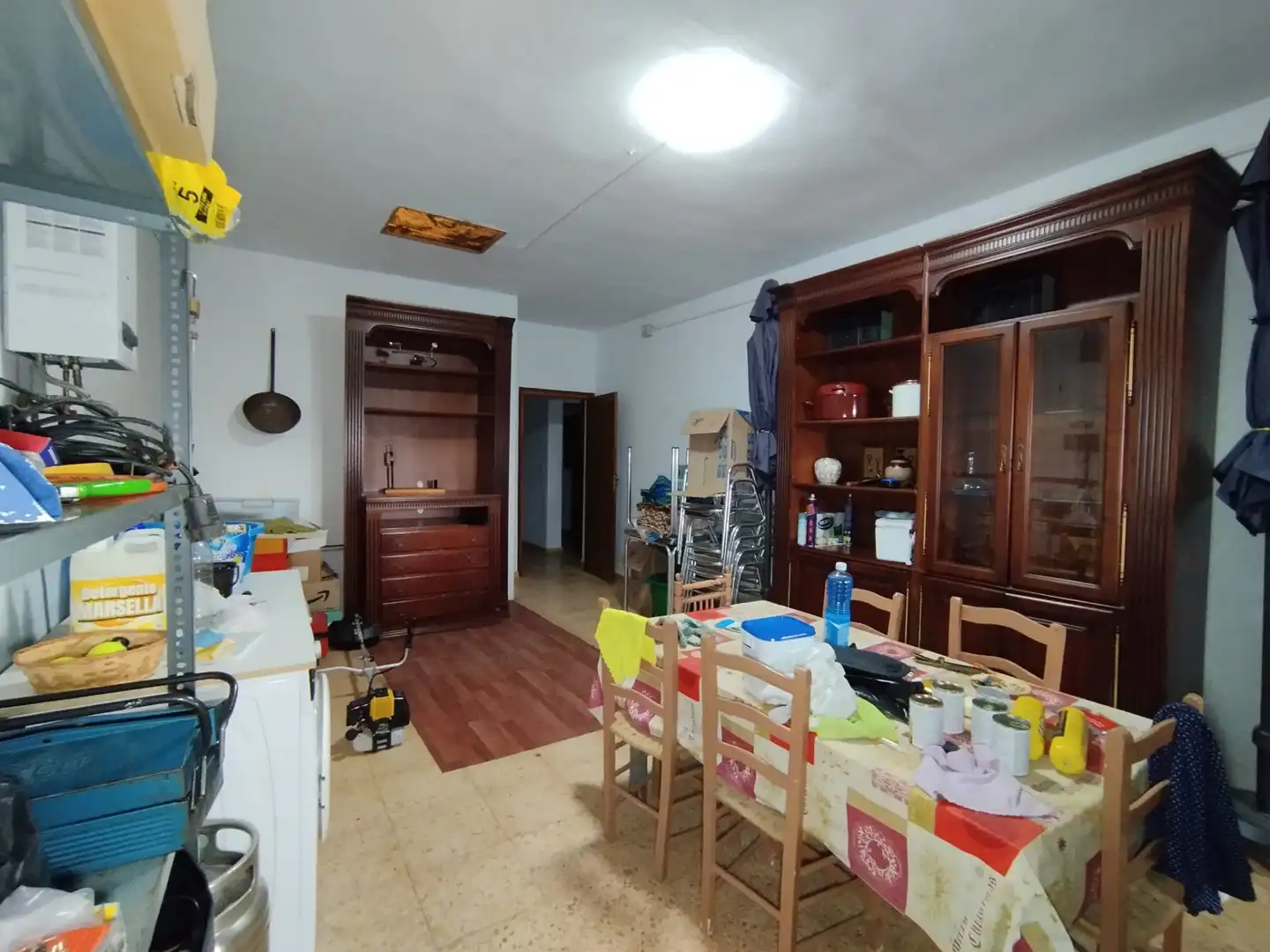 Cuina de Finca rústica en venda en Tomelloso amb Aire condicionat, Jardí privat i Piscina