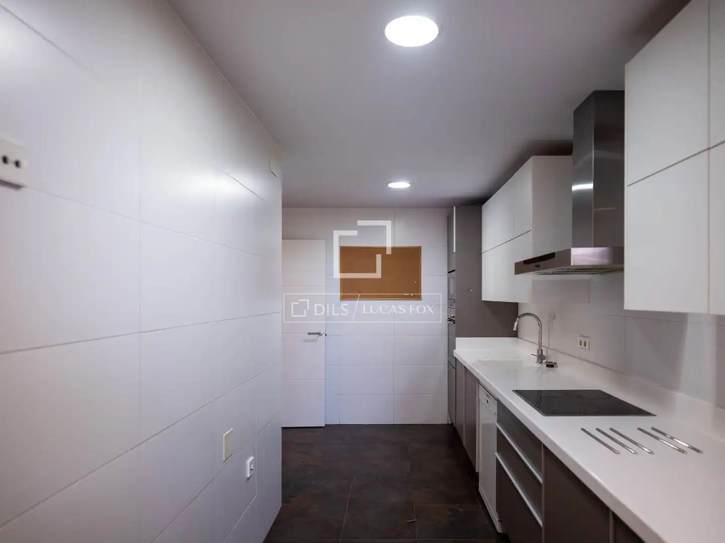 Küche von Wohnung zur Miete in Majadahonda mit Klimaanlage, Heizung und Privatgarten