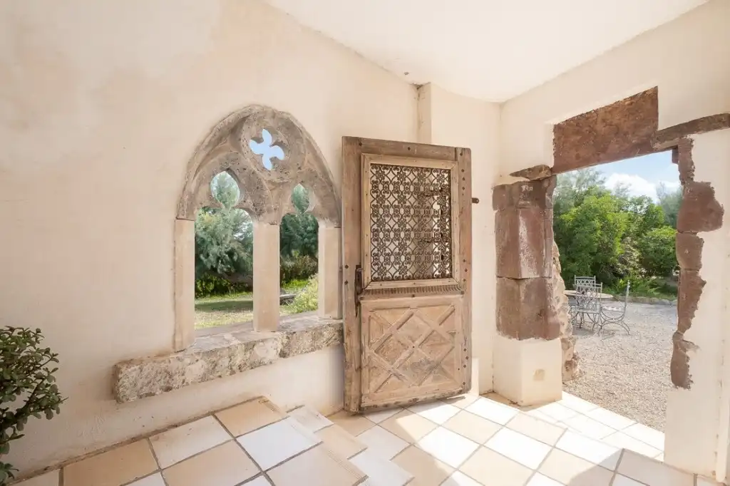 Country homes for sale in Alcúdia  with Air Conditioner, Heating and Private garden