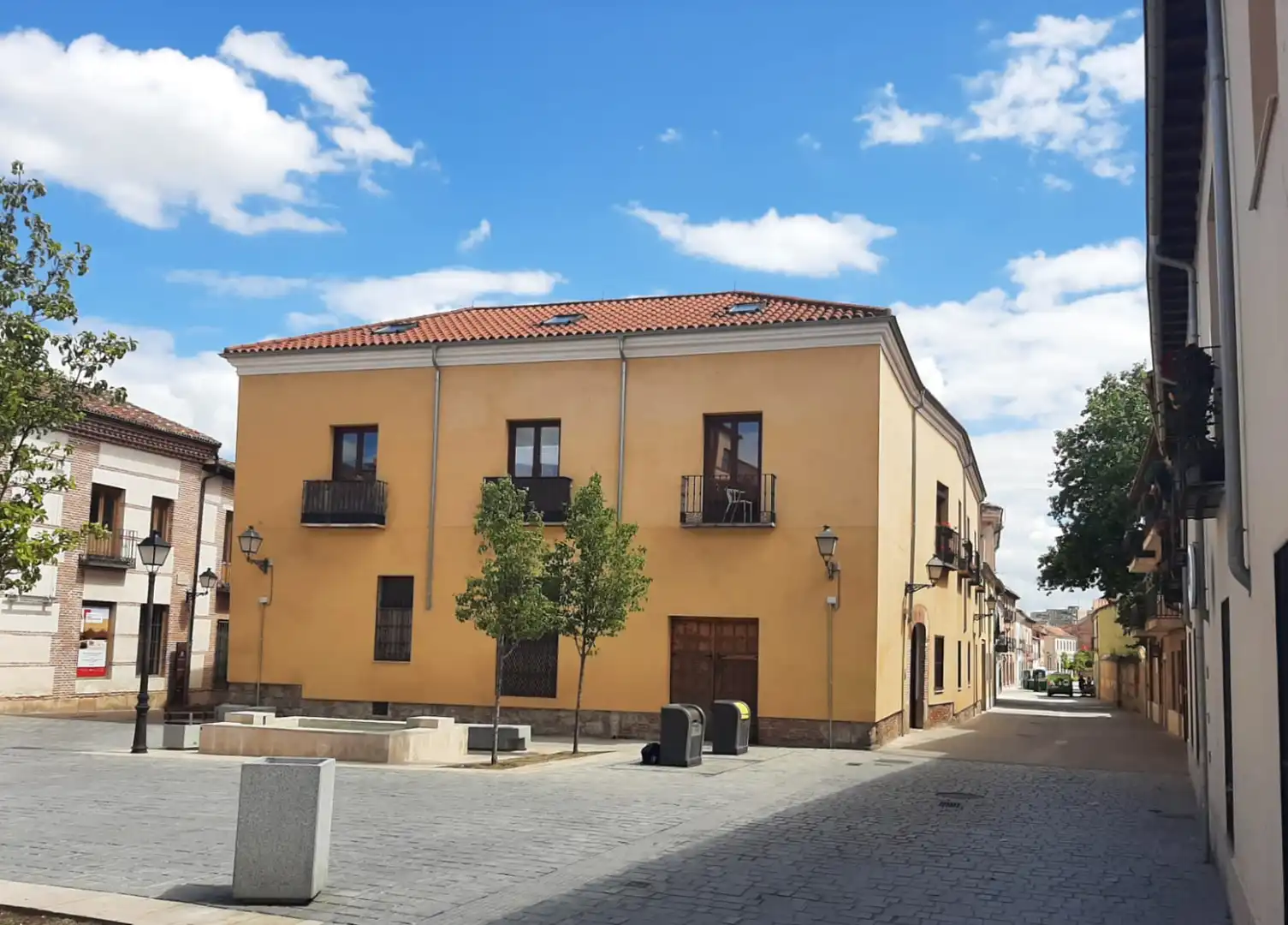 Vista exterior de Piso de alquiler en Alcalá de Henares con Aire acondicionado, Calefacción y Terraza