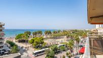 Vista exterior de Apartament en venda en Salou amb Aire condicionat i Terrassa