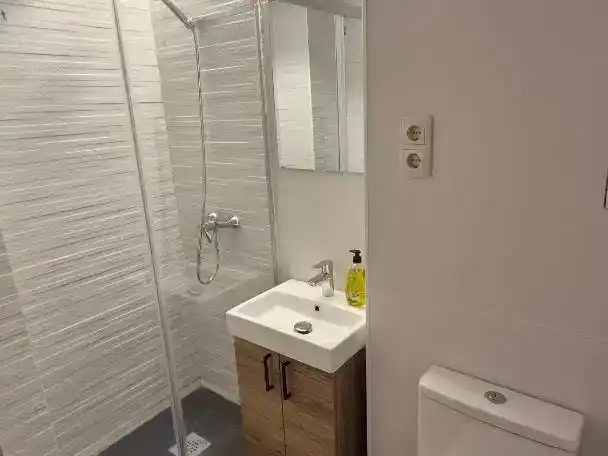 Bany de Pis en venda en  Zaragoza Capital amb Aire condicionat