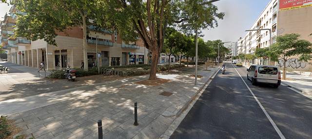 Local comercial en Alquiler en Avinguda de la Constitució, 95 en Centre