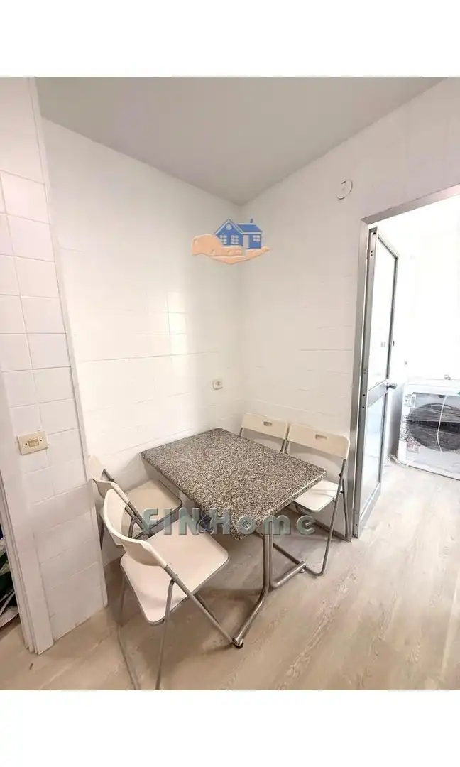Comedor de Piso de alquiler en Sevilla con Aire acondicionado, Amueblado y Balcón