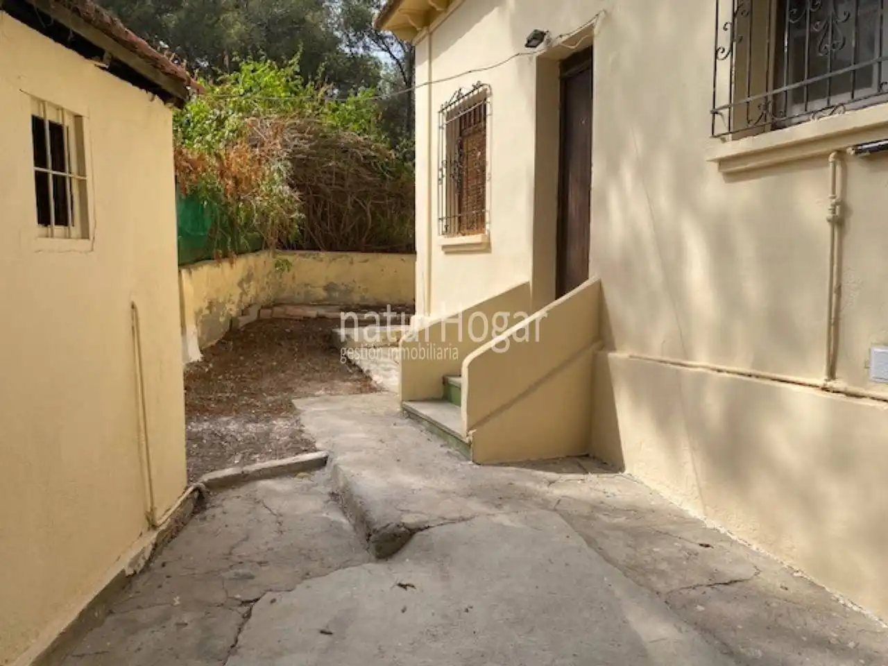 Haus oder Chalet zur Miete in Paterna mit Klimaanlage, Privatgarten und Terrasse