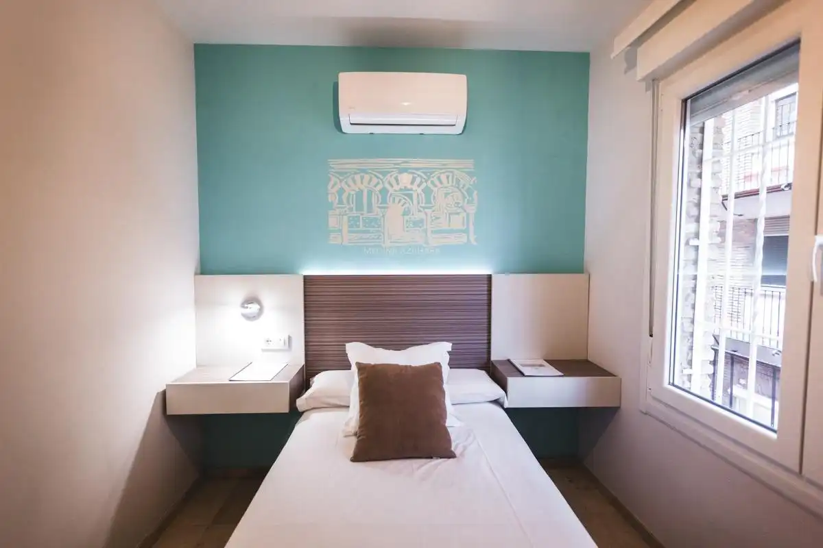 Bedroom of Flat for sale in Córdoba  with Air Conditioner, Heating and Terrace