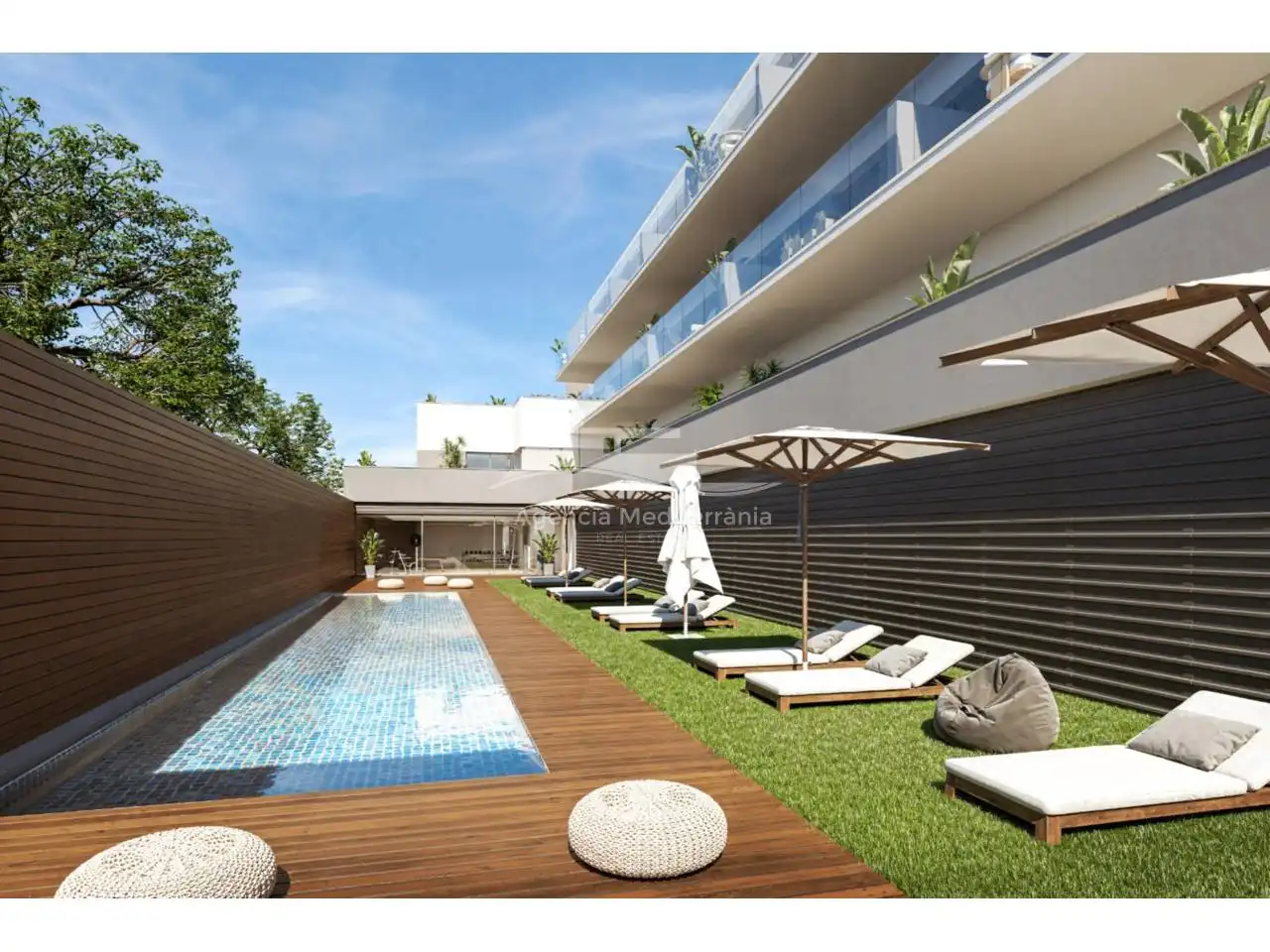 Swimming pool of Flat for sale in Palamós