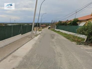 Casa amb jardí en venda a Calle 1(UA8YUA25)