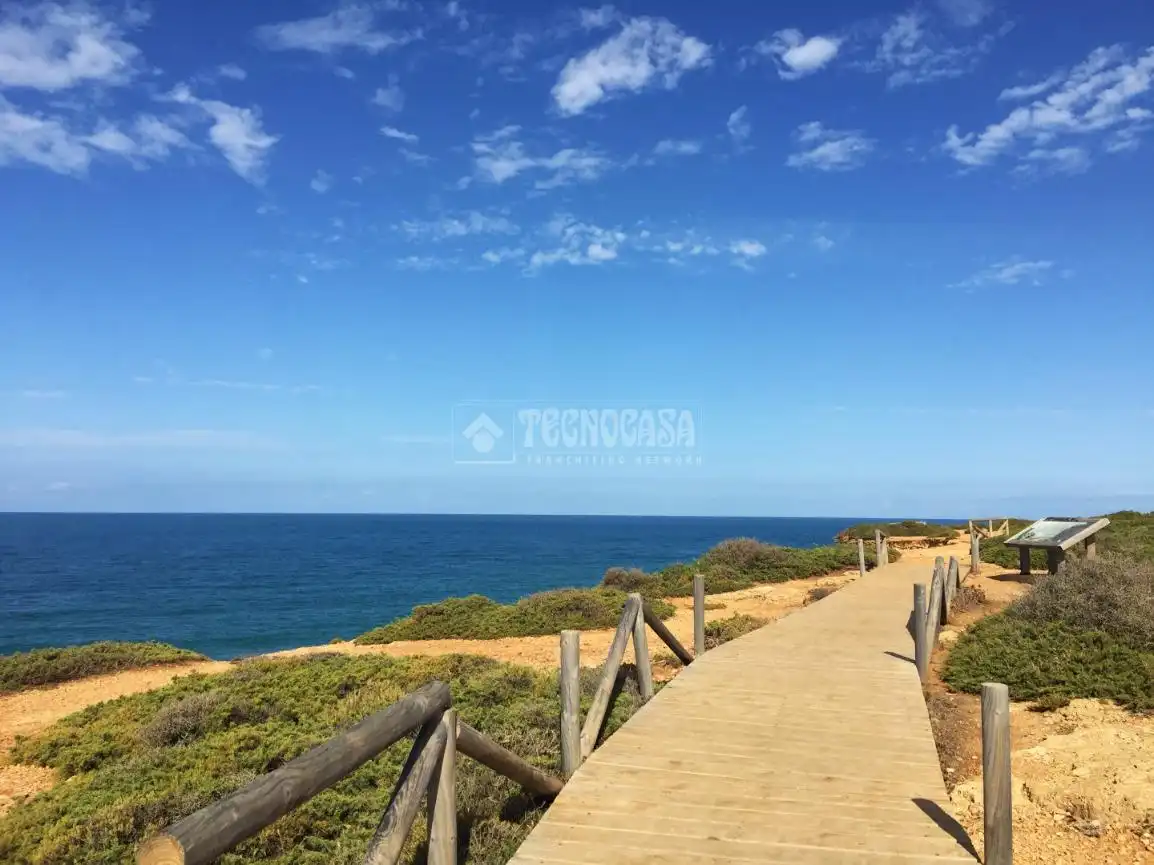 Vista exterior de Casa adosada en venta en Conil de la Frontera con Terraza