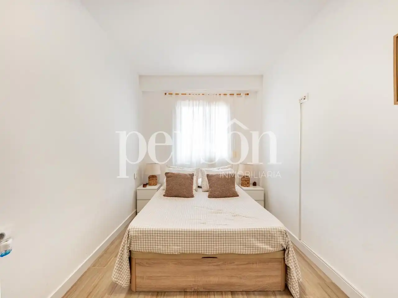 Habitación de Piso en venta en Valencia con Aire acondicionado, Calefacción y Amueblado