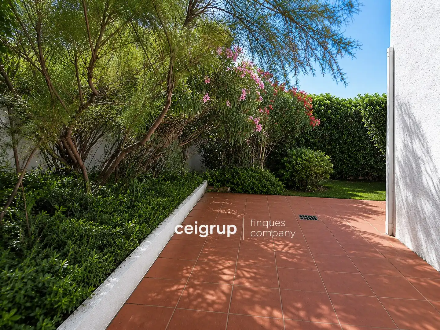 Terraza de Planta baja en venta en Llançà con Terraza, Trastero y Piscina